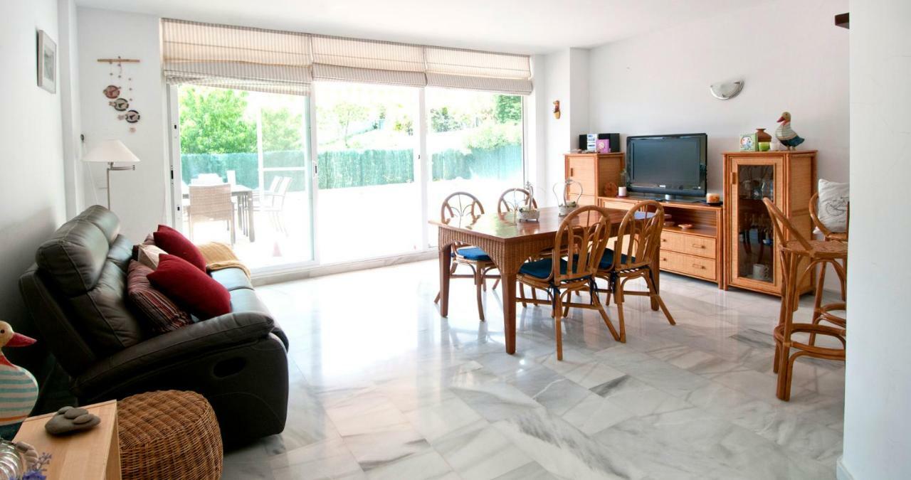 Apartament Les Tonyines Llança Esterno foto